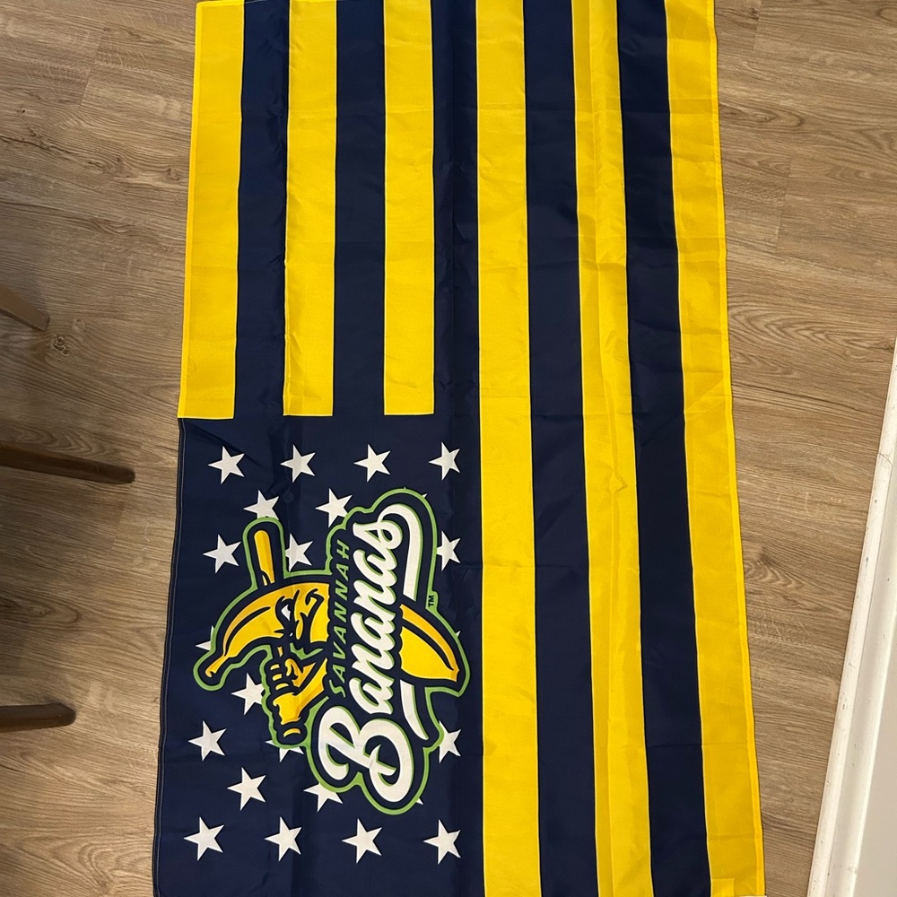 Savannah Bananas flag - Brand new but not in package!